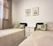 Элегантный дом в Sierra Cortina с террасой у моря 80 кв.м