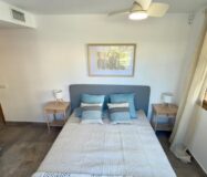 Элегантный дом в Sierra Cortina с террасой у моря 80 кв.м