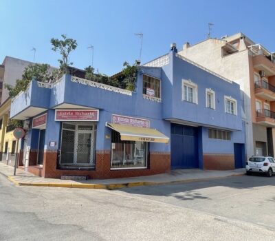 Дом в Рохалес 4 комнаты с террасой и мебелью