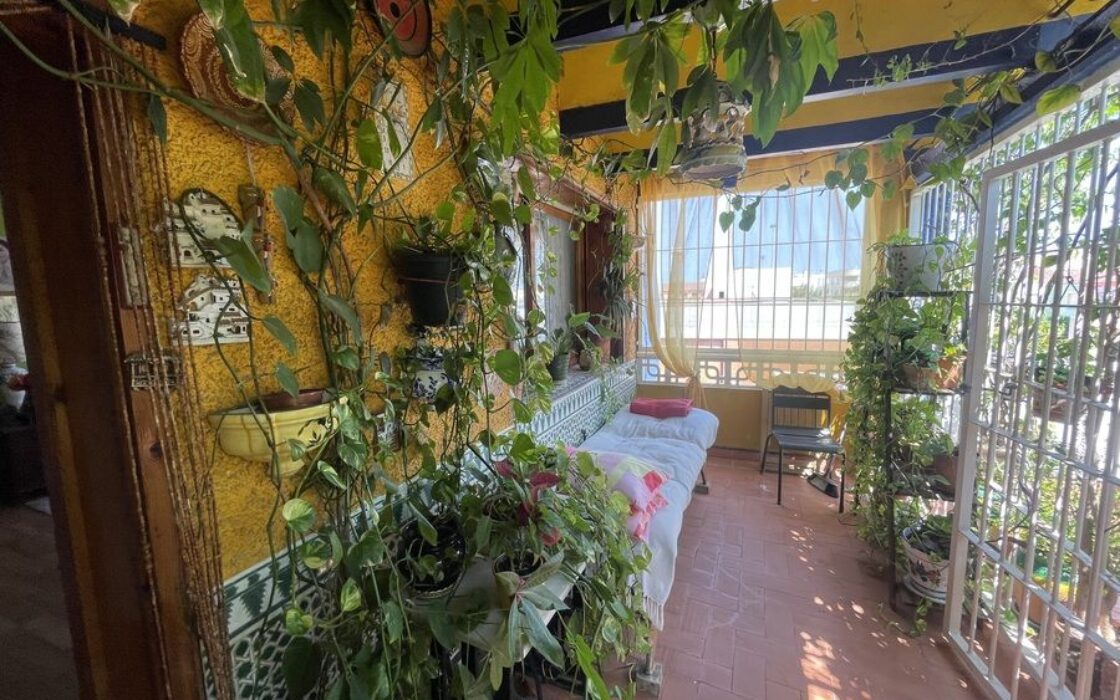 Дом в Рохалес 4 комнаты с террасой и мебелью