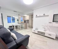 Апартаменты 60 кв.м с террасой в Торревьехе