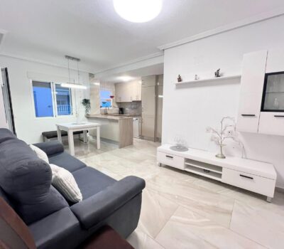 Апартаменты 60 кв.м с террасой в Торревьехе