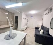 Апартаменты 60 кв.м с террасой в Торревьехе