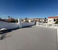 Бунгало 69 кв.м в Торревьехе с террасой у моря