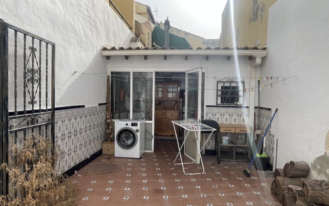 Дом в Рохалес с террасой, 4 комнаты, 172 кв.м