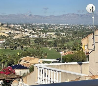 Дом в Альгорфе 4 комнаты с общим бассейном