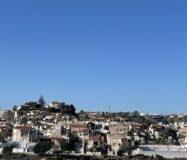 Дом в Альгорфе 4 комнаты с общим бассейном