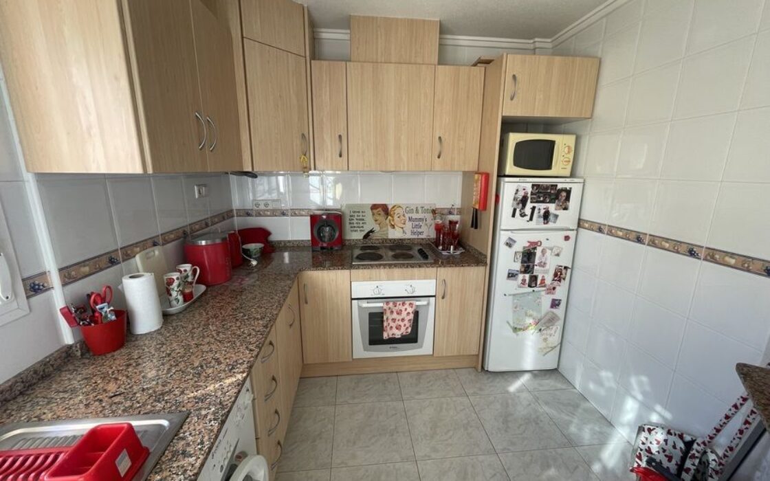 Дом в Альгорфе 4 комнаты с общим бассейном