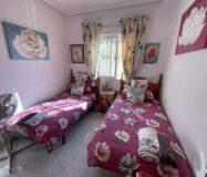 Дом в Альгорфе 4 комнаты с общим бассейном