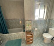 Дом в Альгорфе 4 комнаты с общим бассейном