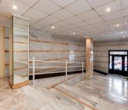 Квартира 51 кв.м с террасой в центре Торревьехи у моря