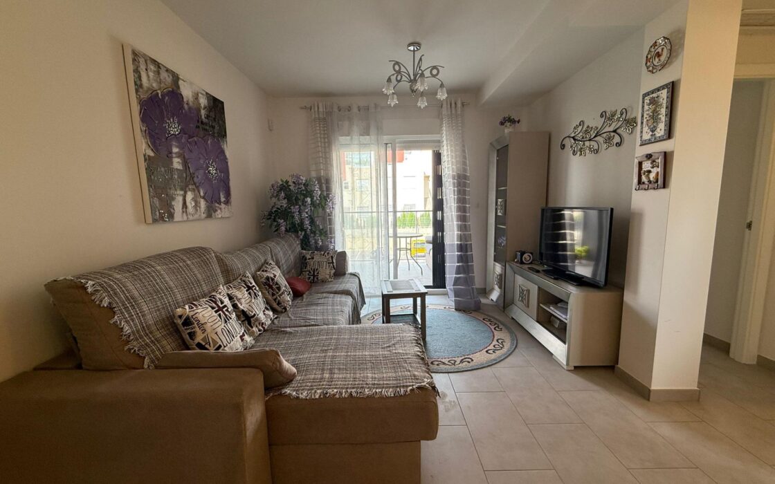 Бунгало 63 кв.м в Торревьехе у моря с террасой