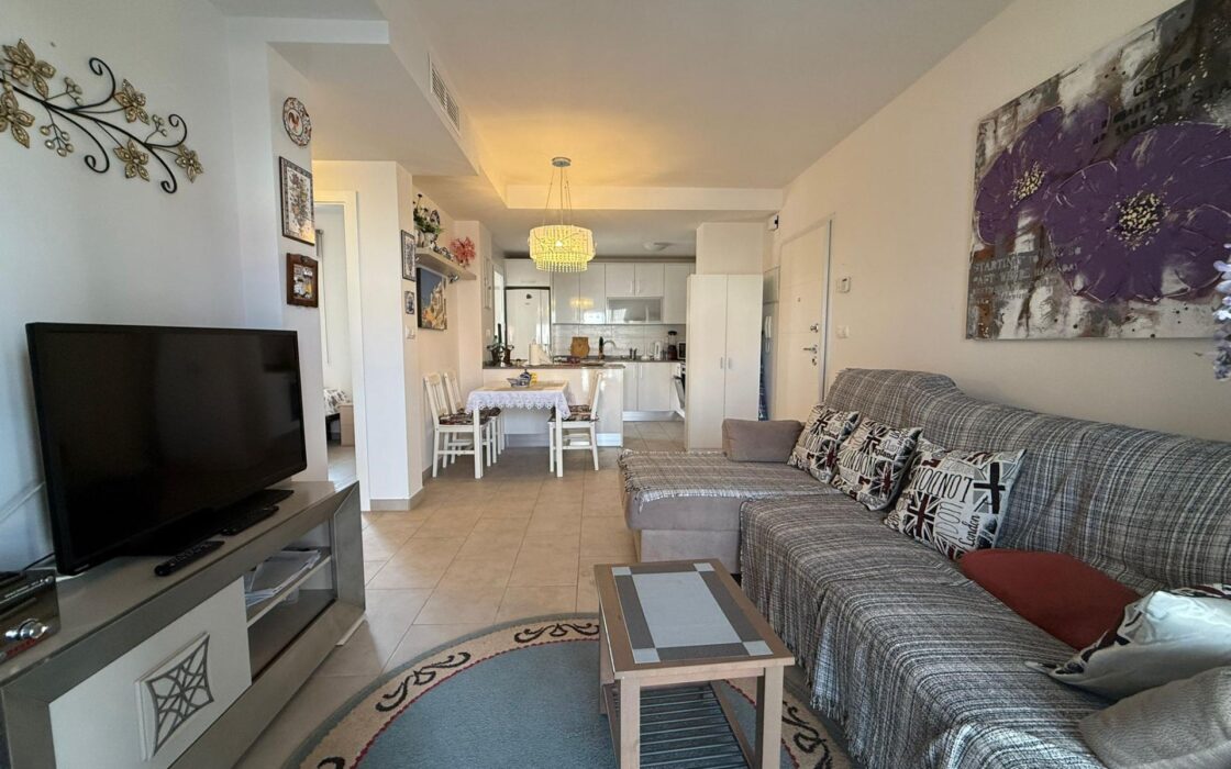 Бунгало 63 кв.м в Торревьехе у моря с террасой