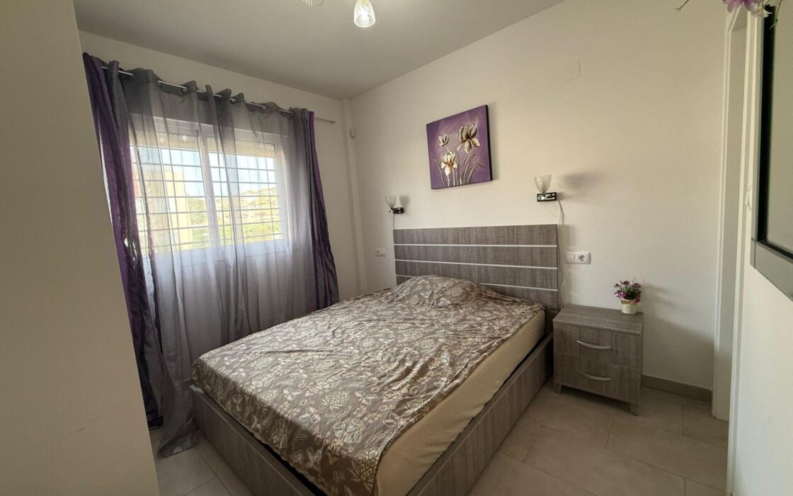 Бунгало 63 кв.м в Торревьехе у моря с террасой