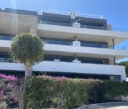 Апартаменты в Ориуэла Коста с бассейном, 3 спальни