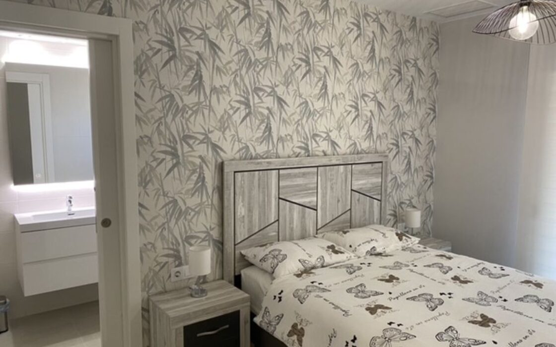 Апартаменты в Ориуэла Коста с бассейном, 3 спальни