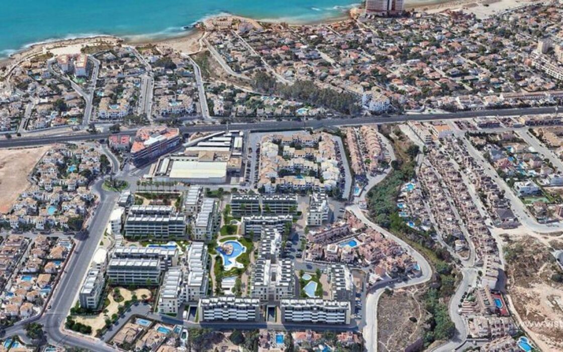 Апартаменты в Ориуэла Коста с бассейном, 3 спальни