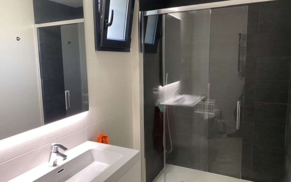 Апартаменты в Ориуэла Коста с бассейном, 3 спальни