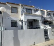 Апартаменты 4 комнаты в Аликанте с общим бассейном