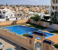 Апартаменты 4 комнаты в Аликанте с общим бассейном