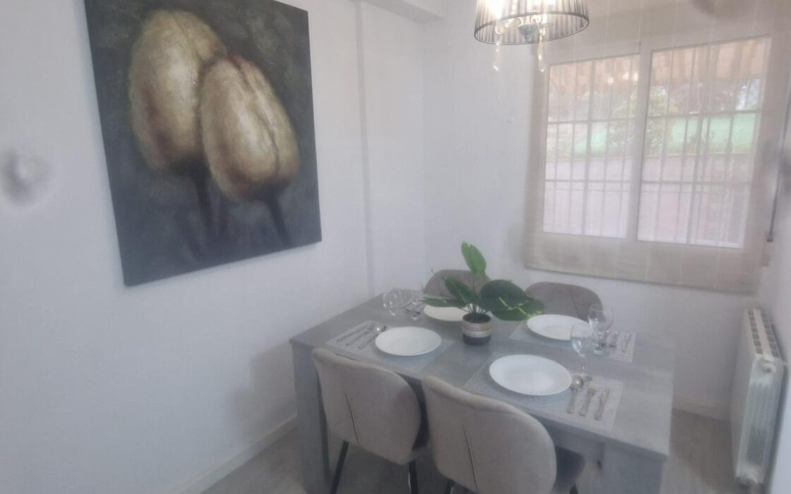 Бунгало в Торревьехе с террасой и видом на море