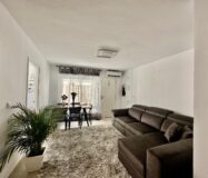 Бунгало в Торревьехе 95 кв.м с бассейном и террасой