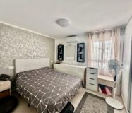 Бунгало в Торревьехе 95 кв.м с бассейном и террасой