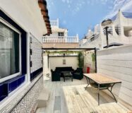 Бунгало в Торревьехе 95 кв.м с бассейном и террасой