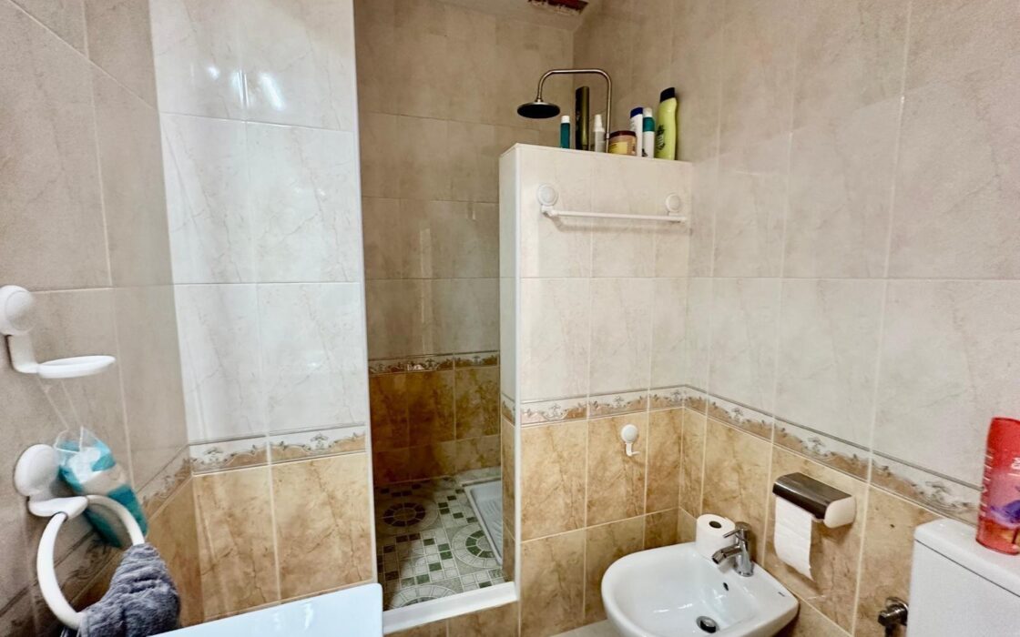 Бунгало в Торревьехе 95 кв.м с бассейном и террасой