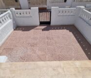 Бунгало 1 комната в Торревьехе 43 кв.м с террасой 16 кв.м