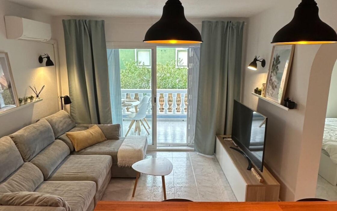 Квартира с террасой в Бенитачеле, 67 кв.м, 2 спальни