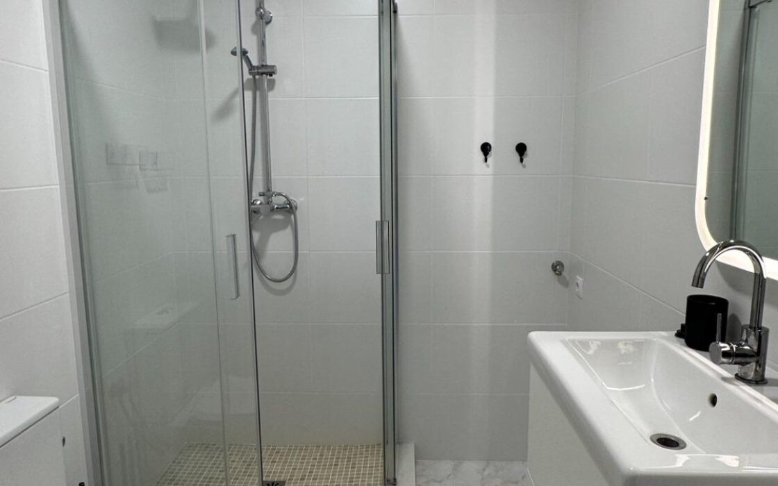 Квартира с террасой в Бенитачеле, 67 кв.м, 2 спальни