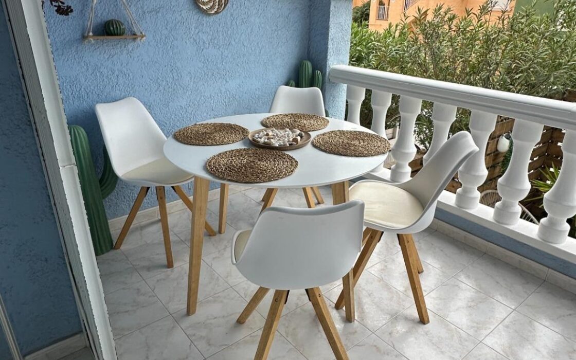 Квартира с террасой в Бенитачеле, 67 кв.м, 2 спальни