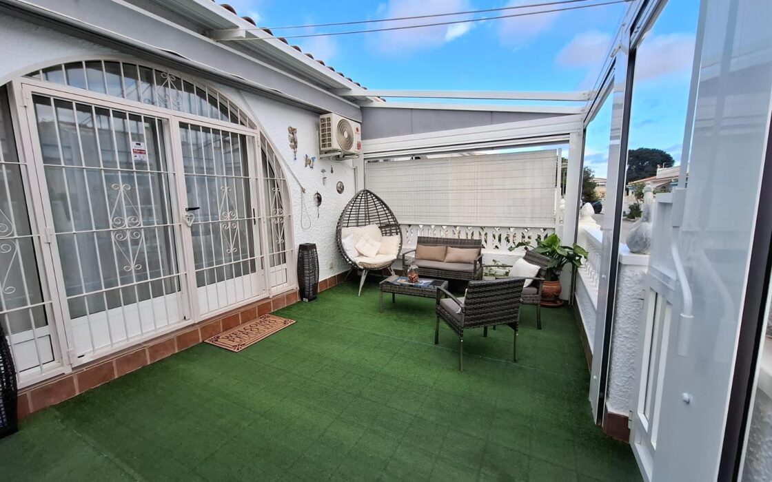 Бунгало в Торревьехе 52 кв.м с 2 спальнями в 6 км от моря