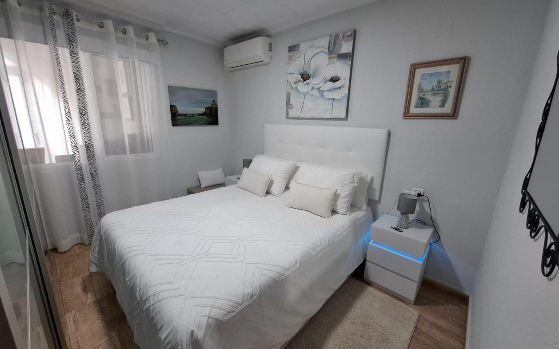 Бунгало в Торревьехе 52 кв.м с 2 спальнями в 6 км от моря