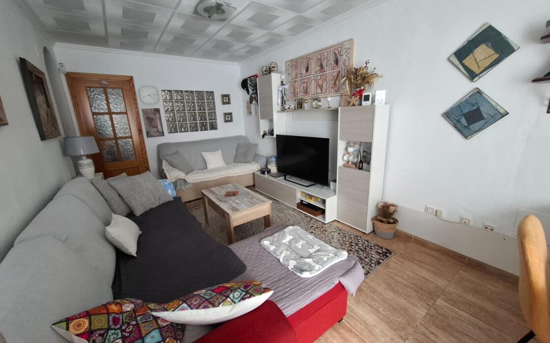 Бунгало в Торревьехе 52 кв.м с 2 спальнями в 6 км от моря