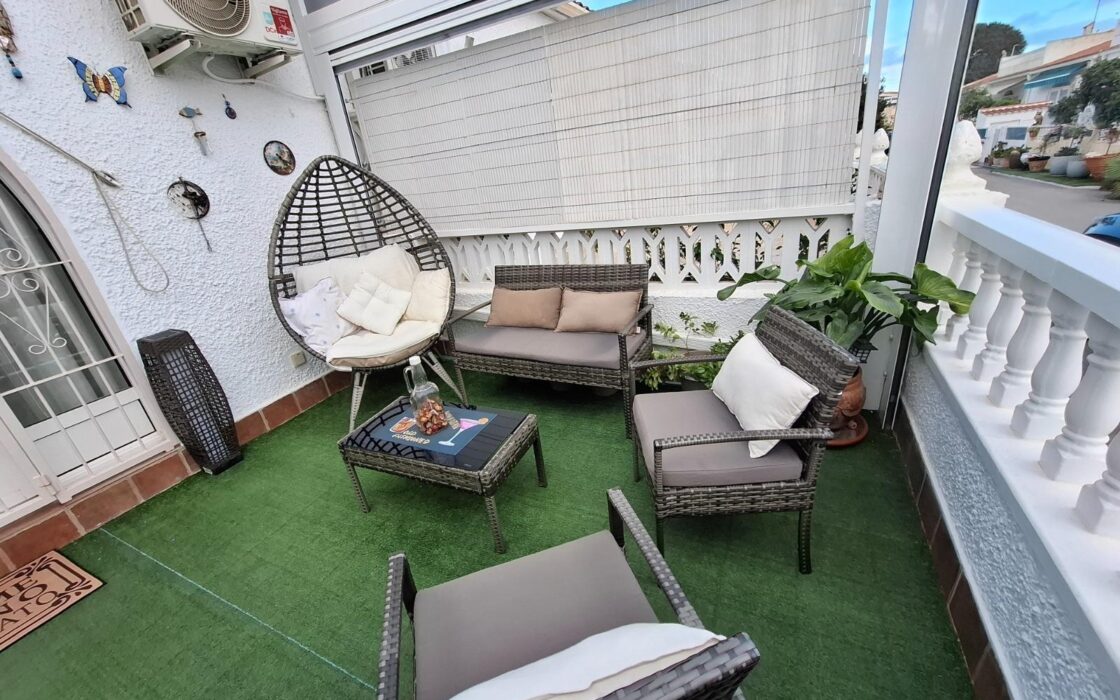 Бунгало в Торревьехе 52 кв.м с 2 спальнями в 6 км от моря