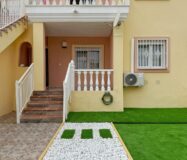 Бунгало 3 спальни в Ориуэла Коста с бассейном 69 кв.м