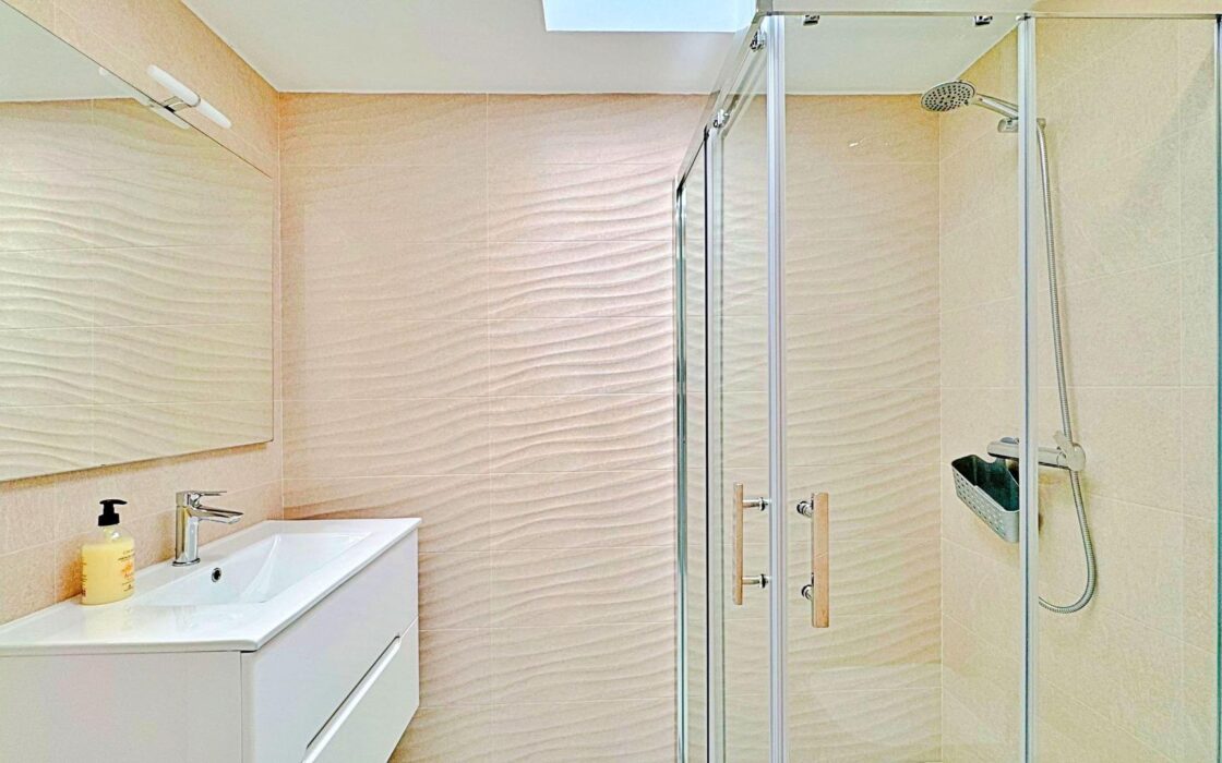 Бунгало 113 кв.м с террасой в Торревьехе у моря