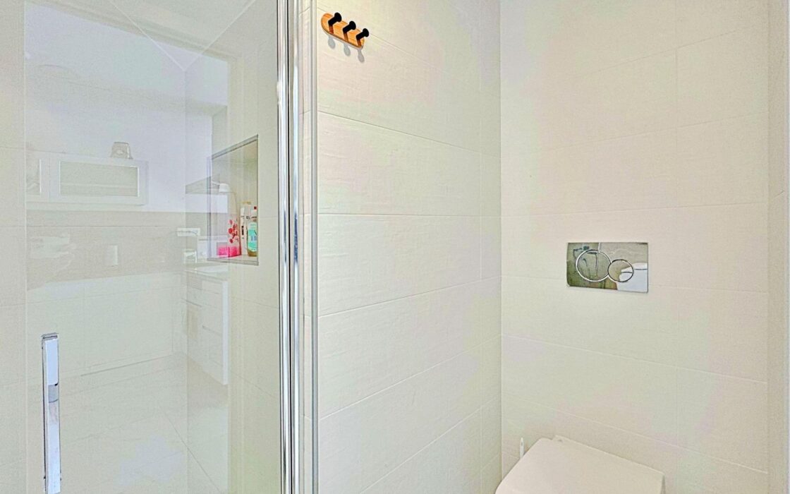 Бунгало 113 кв.м с террасой в Торревьехе у моря