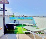 Бунгало 113 кв.м с террасой в Торревьехе у моря