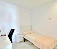 Бунгало 113 кв.м с террасой в Торревьехе у моря