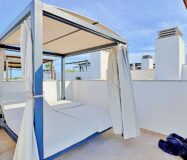 Бунгало 113 кв.м с террасой в Торревьехе у моря