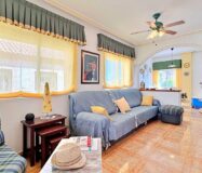 Бунгало 3 комнаты в Ориуэла Коста 650 м до моря