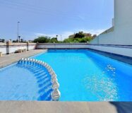 Бунгало 3 комнаты в Ориуэла Коста 650 м до моря