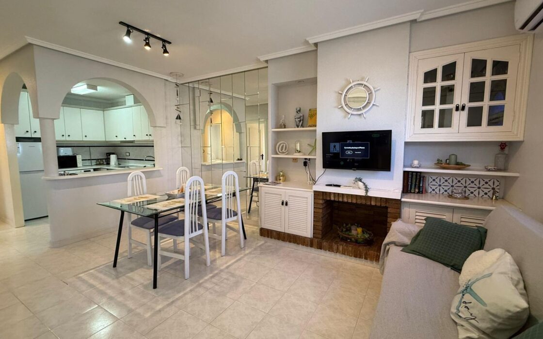 Бунгало в Торревьехе, 55 кв.м, 2 спальни, у моря