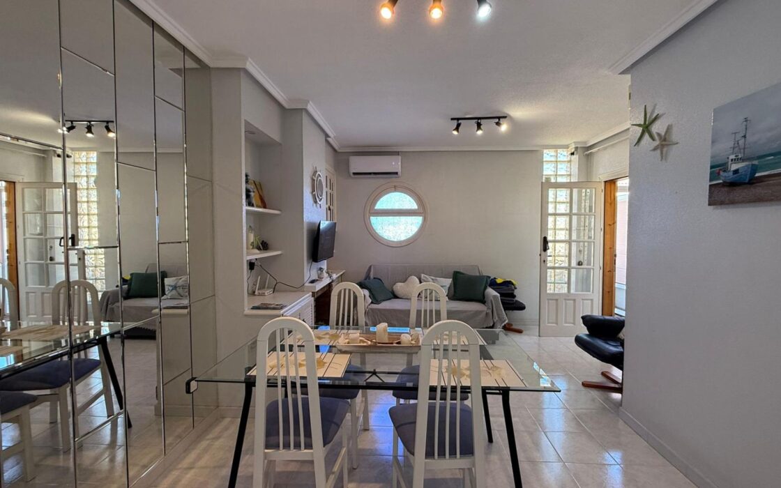 Бунгало в Торревьехе, 55 кв.м, 2 спальни, у моря