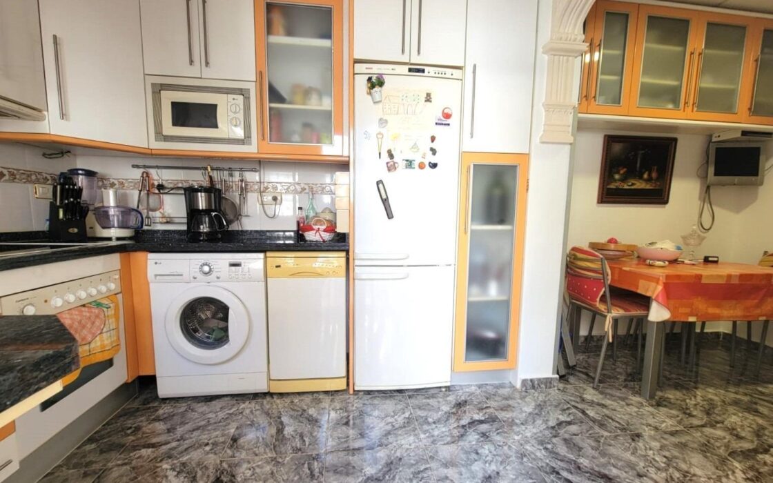 Бунгало с террасой в Лос-Фруталес у моря 54 кв.м