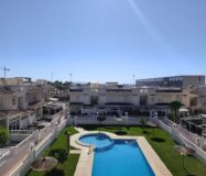 Бунгало в Торревьехе 3 комнаты с бассейном и зонами отдыха