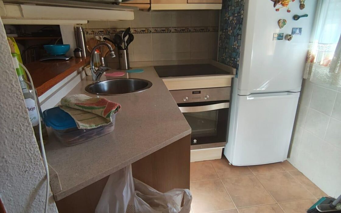 Бунгало в Торревьехе 3 комнаты с бассейном и зонами отдыха